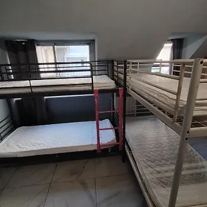 Albergue Lion & Youth, Milão