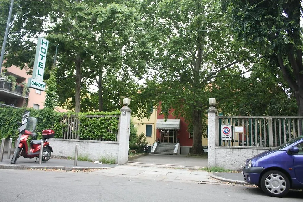 Hotel Garden Milan 2*,  Italy